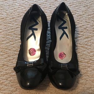 Anne Klein Black Dress shoes